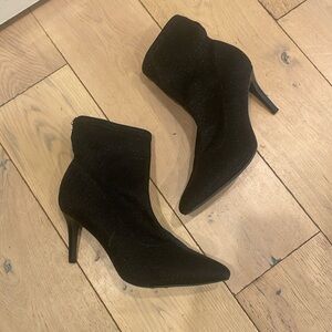 Jones New York black sparkle boot, size 8.5